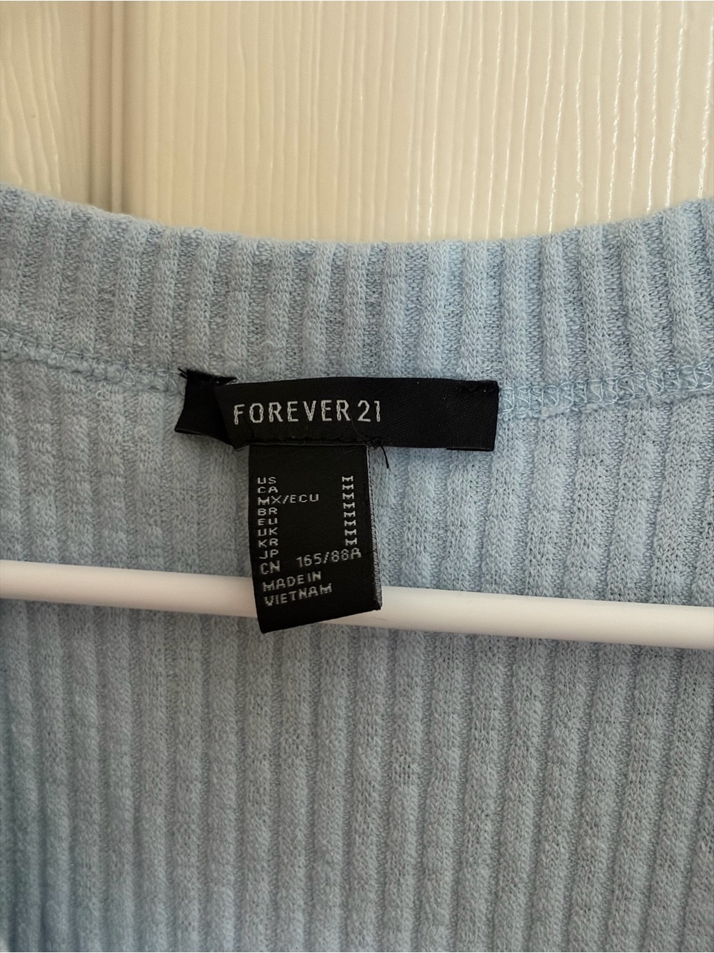 Forever 21 Light Blue Ribbed Button-Front Crop Top - Picture 3 of 3